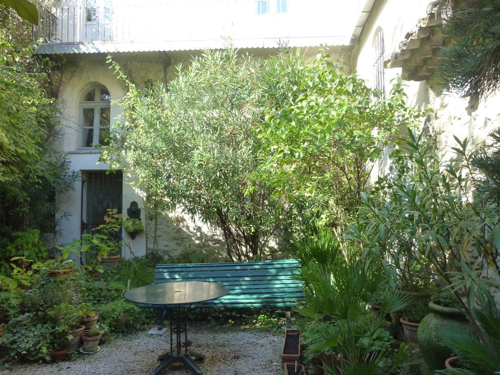 Le Cloitre Du Couvent Bed & Breakfast Villeneuve-les-Avignon Room photo